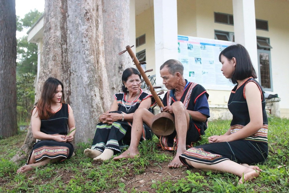 Tiếng đàn ting ning nối dài mạch nguồn văn hóa Ba na