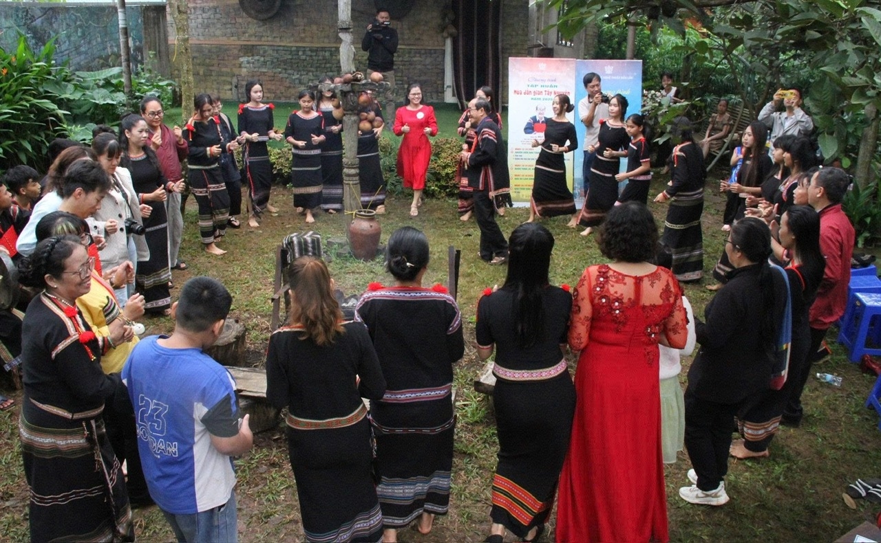 Homestay Hnoh Ea Kao (buôn Tơng Jŭ, xã Ea Kao, tỉnh Đắk Lắk) - điểm đến du lịch cộng đồng hấp dẫn du khách trong và ngoài nước
