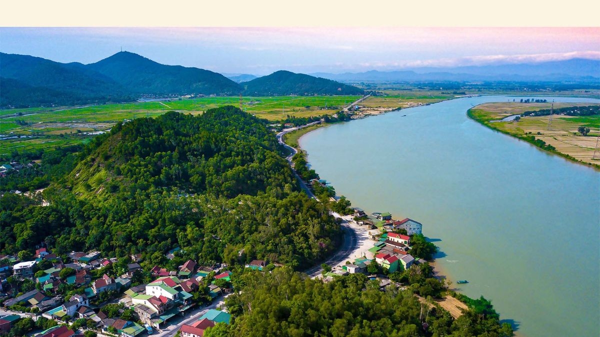 Hà Tĩnh - vẻ đẹp bình dị, nơi cây cối và núi sông đan xen với nhau tạo thành bức tranh hùng vĩ 