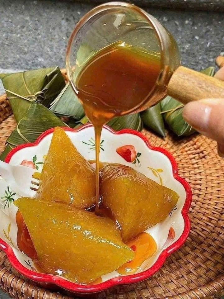 Bánh gio Bắc Kạn - Sản phẩm OCOP do người Tày, Nùng ở HTX Nông Thượng, tỉnh Thái Nguyên sản xuất được người tiêu dùng ưa chuộng