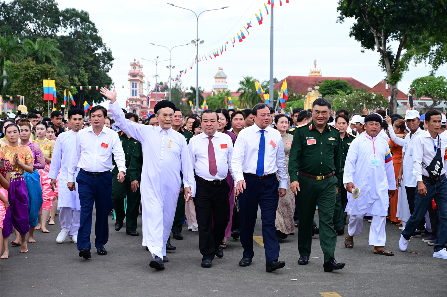 Lãnh đạo tỉnh Tây Ninh dự và chúc mừng Đại lễ Hội Yến Diêu Trì Cung năm 2026