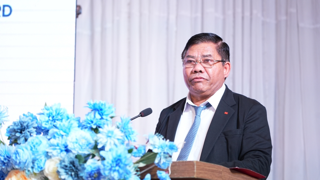 Ông Y Thông, Thứ trưởng Bộ Dân tộc và Tôn giáo phát biểu khai mạc Hội nghị