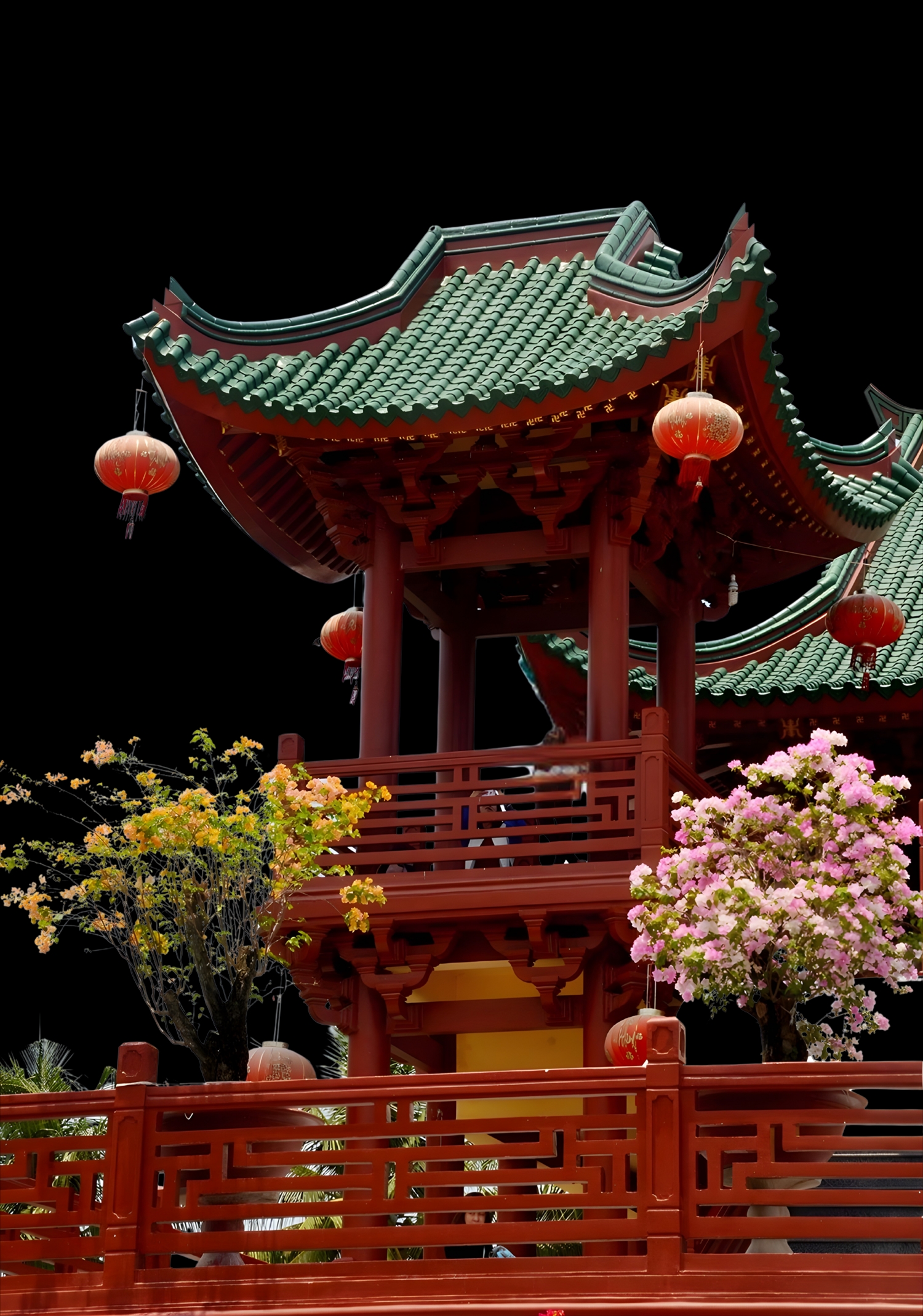 Nestled at the foot of the majestic That Son mountain range, Chua Lau (officially named Phuoc Lam pagoda) in An Giang province has long been a must-visit destination