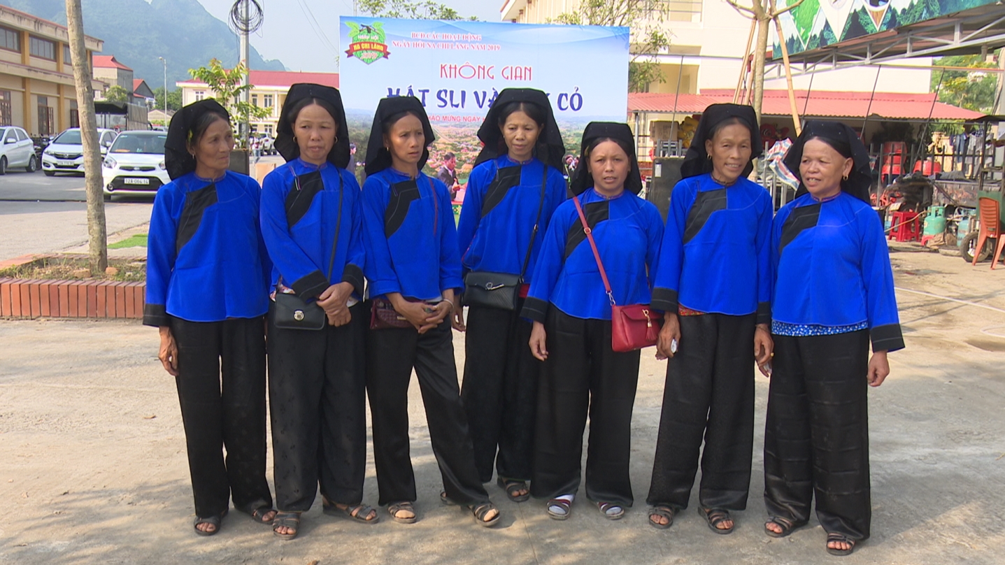 Hát Sli bên lề ngày hội na Chi Lăng (tỉnh Lạng Sơn)