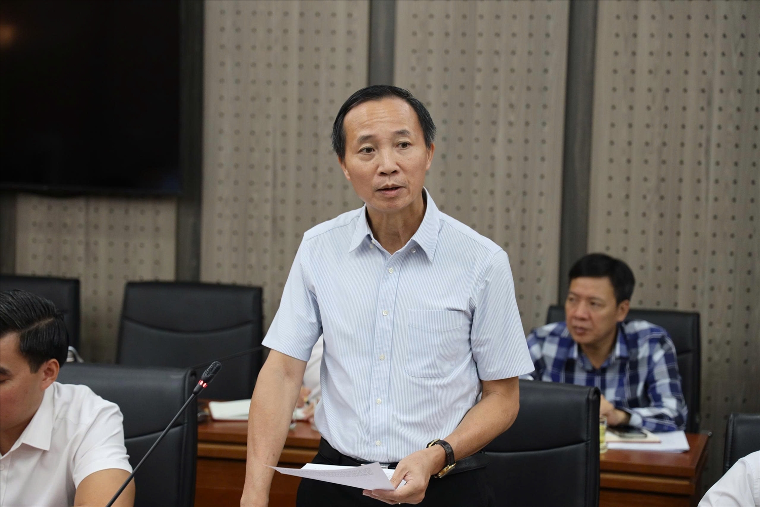 Trưởng Ban Tôn giáo Chính phủ Vũ Hoài Bắc phát biểu tại cuộc họp giao ban